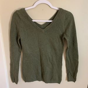 Old Navy Olive V Neck Knit Sweater (XS)